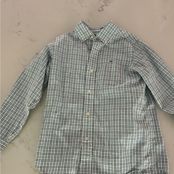 Vineyard vines button down - Picture 1 of 3